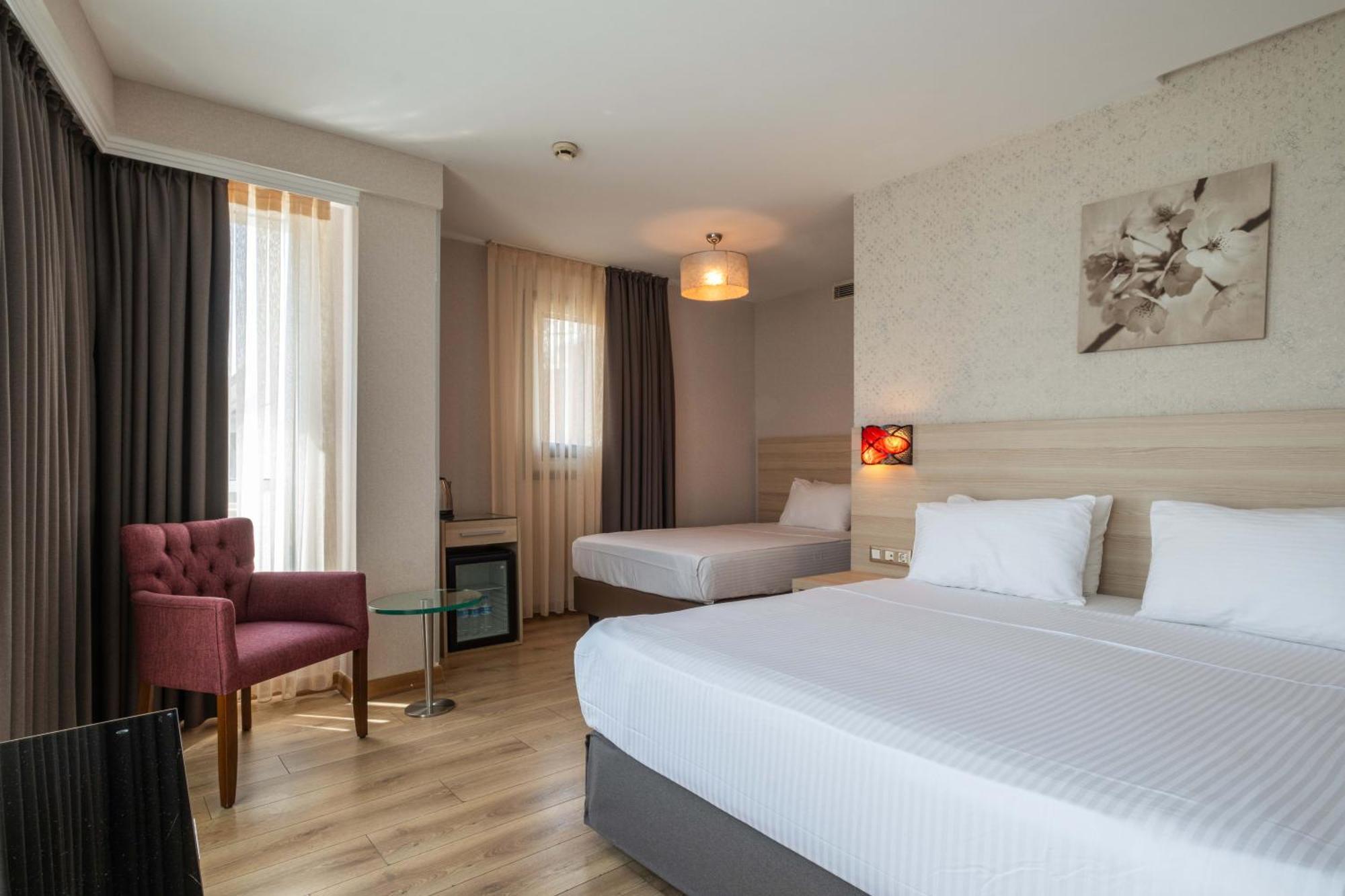 รามาดา บาย วินด์แฮม อังการา Hotel ภายนอก รูปภาพ
