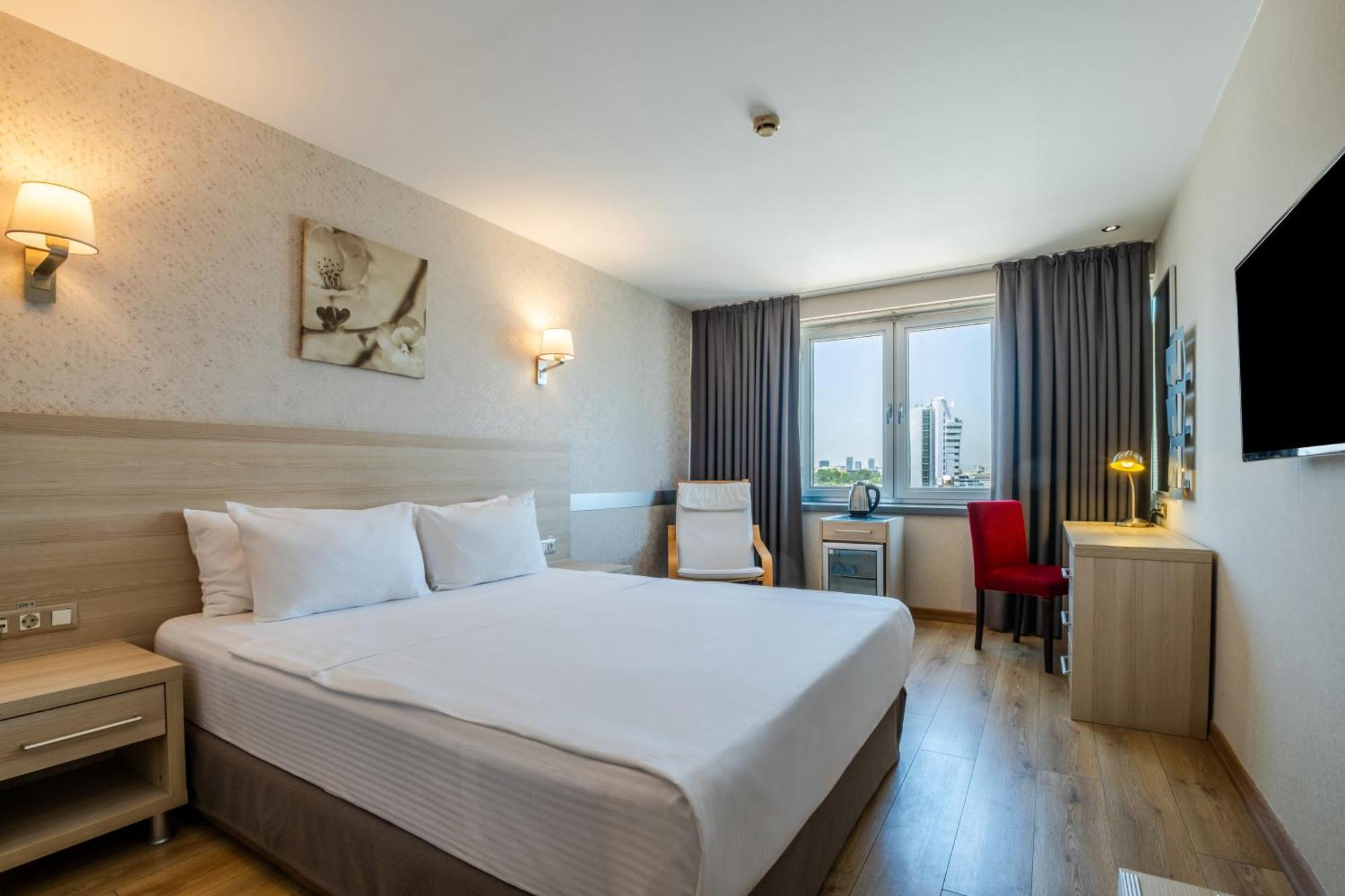รามาดา บาย วินด์แฮม อังการา Hotel ภายนอก รูปภาพ